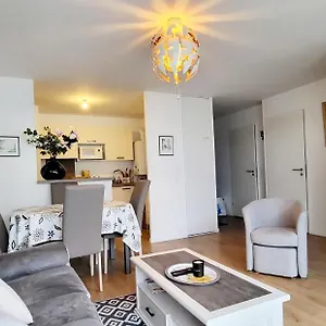 appartement-moderne-finement-dcor-avec-balcon-vannes-centre.inbrittany.com/